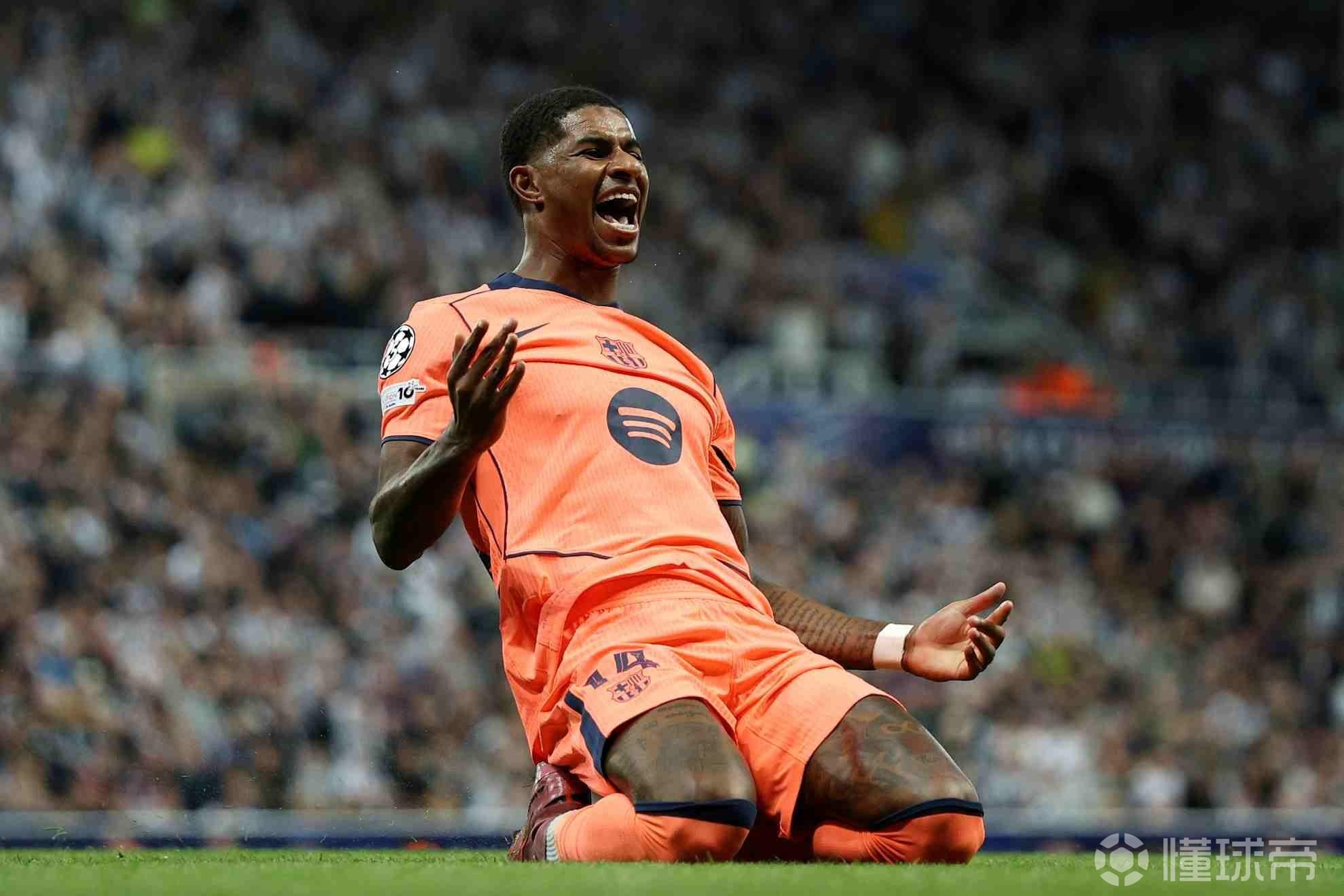 马卡：拉师傅完全不知道巴萨在谈续租，也未被询问是否愿留巴萨