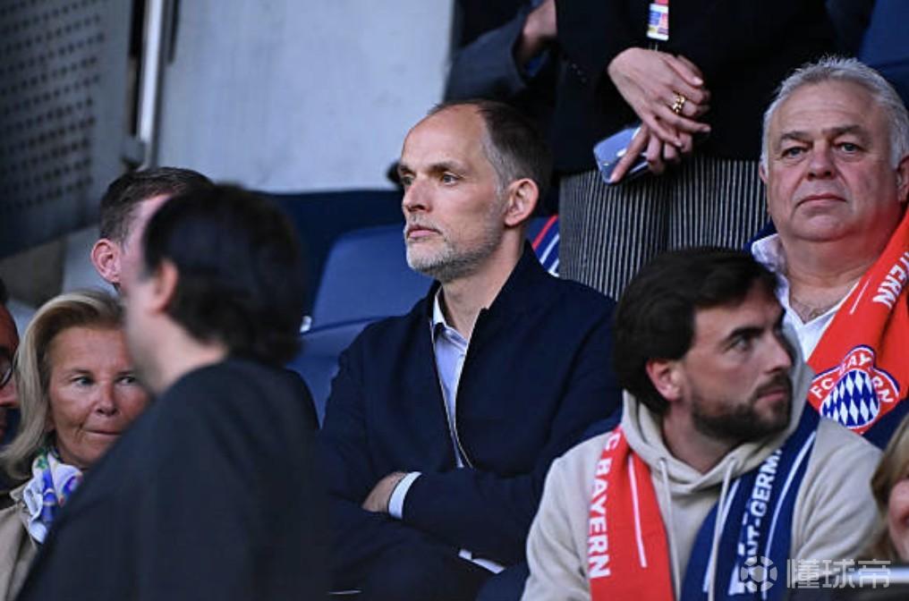 星光熠熠，鲁尼、小法、图赫尔、西多夫等人观战巴黎vs拜仁