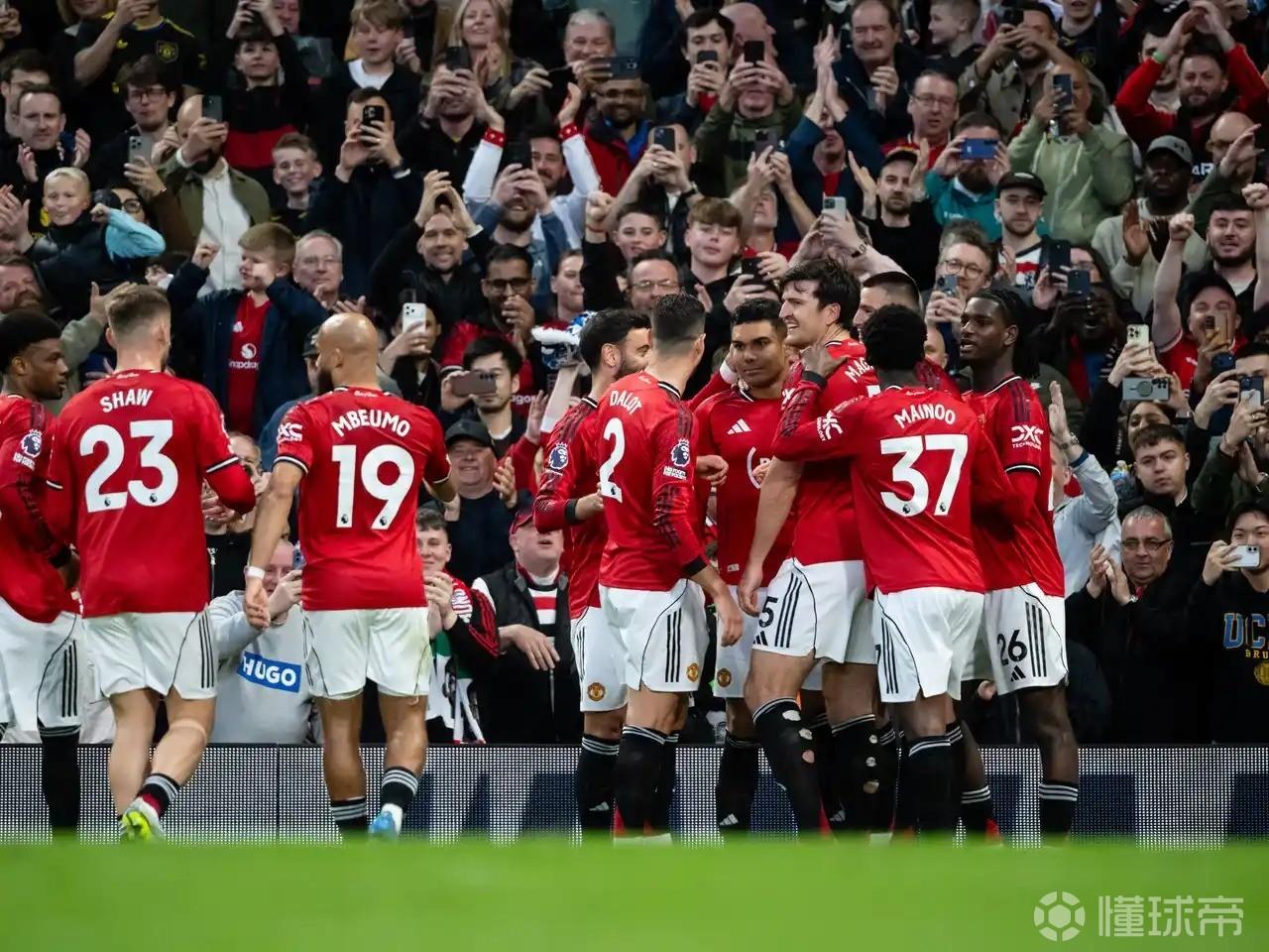 曼联官方：卡塞米罗当选与布伦特福德一役队内最佳球员