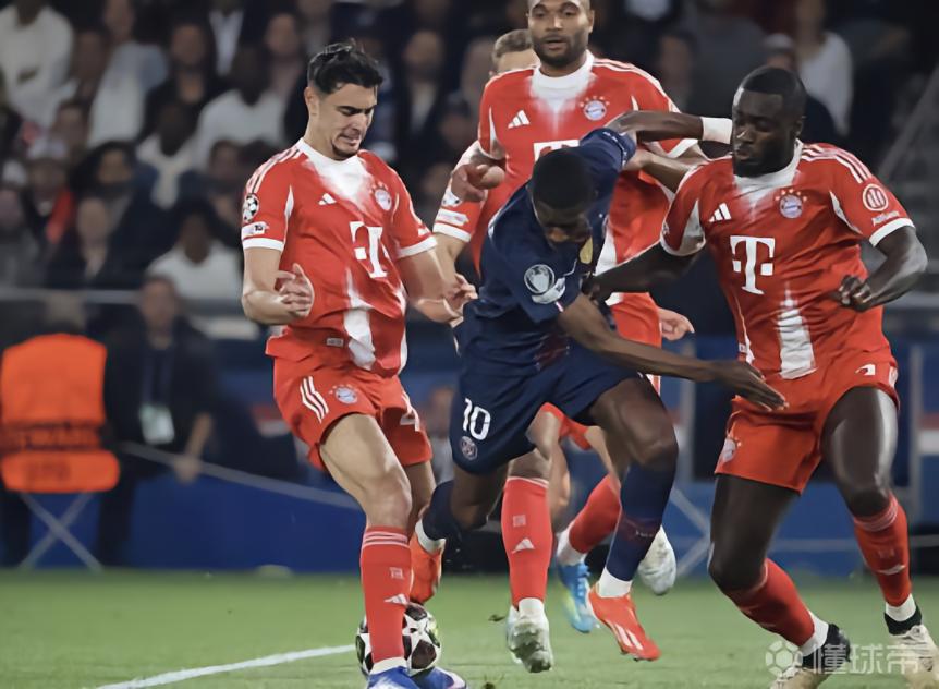 胡梅尔斯：于帕和塔防守得不错，我从未对丢五球的球队这么说