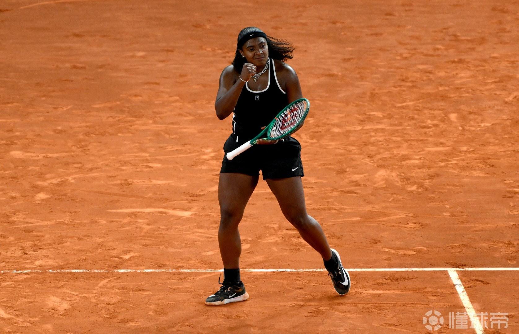 萨巴伦卡丢六赛点惨遭30号种子巴蒂斯特逆转，无缘马德里四强