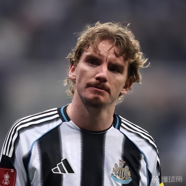 记者：纽卡愿4000万镑卖沃尔特马德，已有两家德国球队开始接触