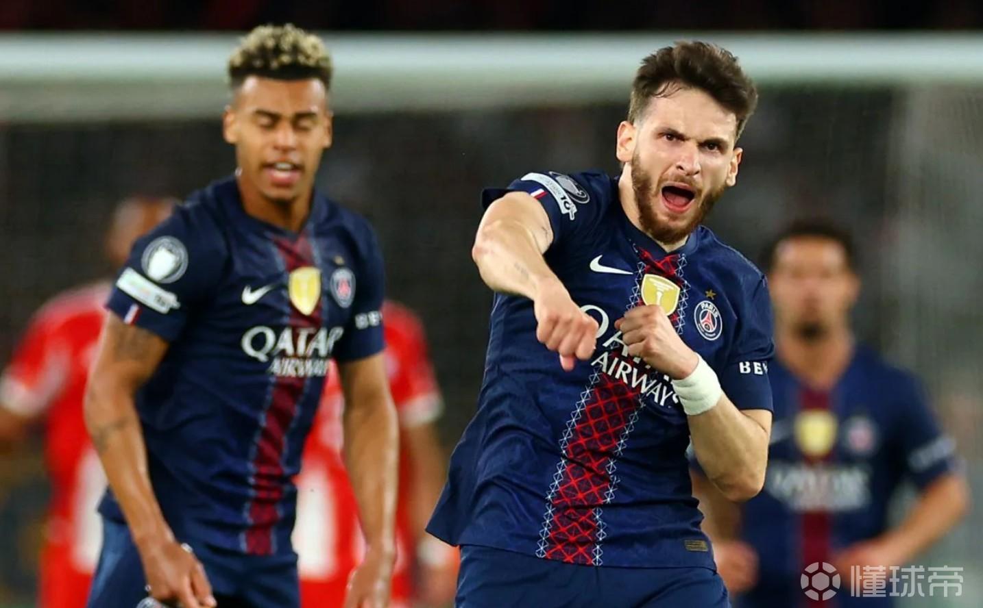 电讯报：拜仁巴黎的对决让人羡慕，和本赛季的英超像两种运动
