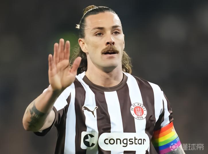 圣保利队长：特朗普拿FIFA和平奖是对足球的嘲弄和亵渎，难以服众