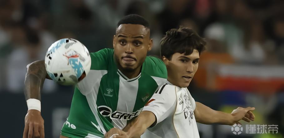 世体：贝蒂斯后卫纳坦被推荐给巴萨，转会费可能约3000万欧