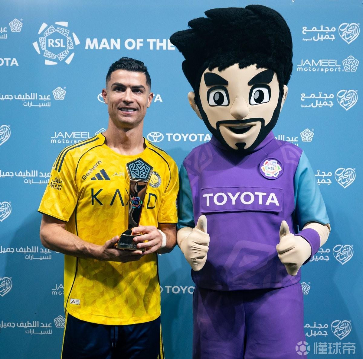 首开记录，C罗当选利雅得胜利vs吉达国民全场最佳球员