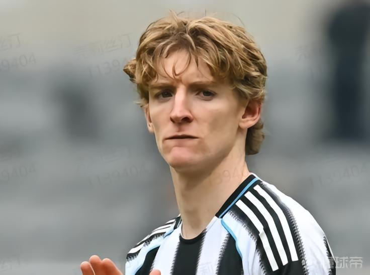 邮报：安东尼-戈登的髋部伤势已经痊愈，踢布莱顿可以出战