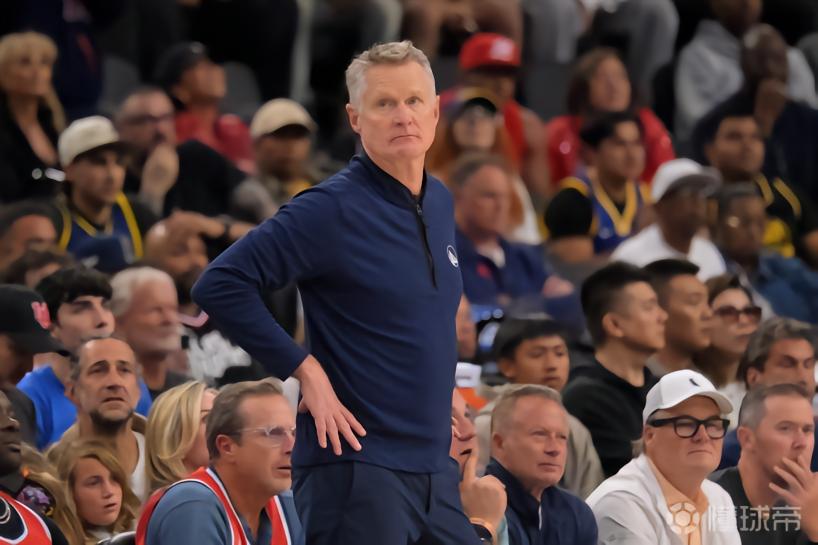 ESPN：勇士管理层已会面科尔探讨是否继续留任，下周将继续磋商