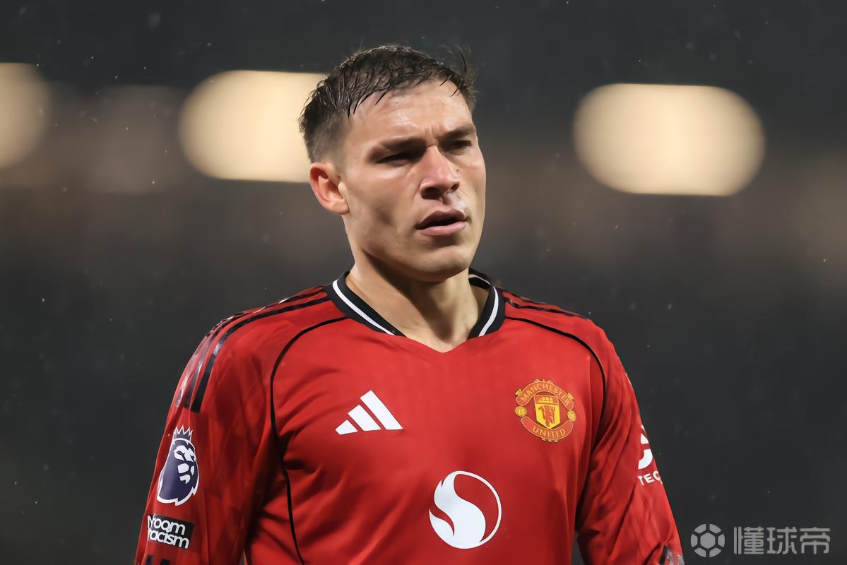 英媒：曼联今夏愿意以2500万镑的低价出售乌加特