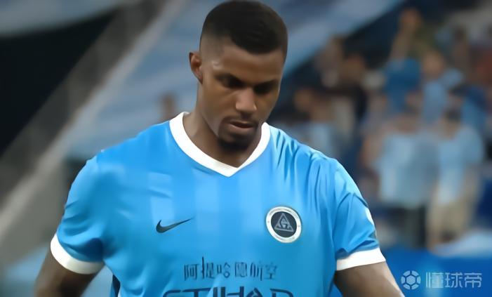 5场贡献4球2助攻，韦斯利被球迷票选为新鹏城4月最佳球员