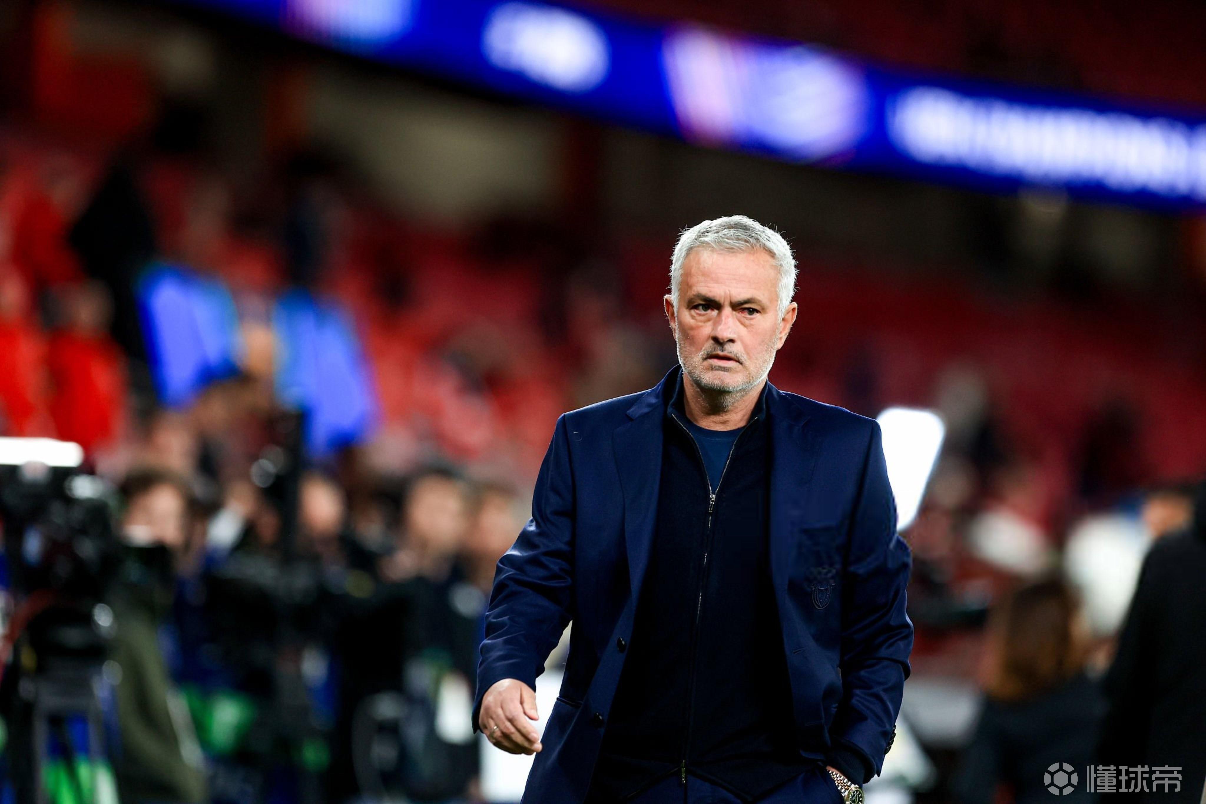 天空：皇马目前尚未与穆里尼奥进行接触，但老佛爷希望其回归