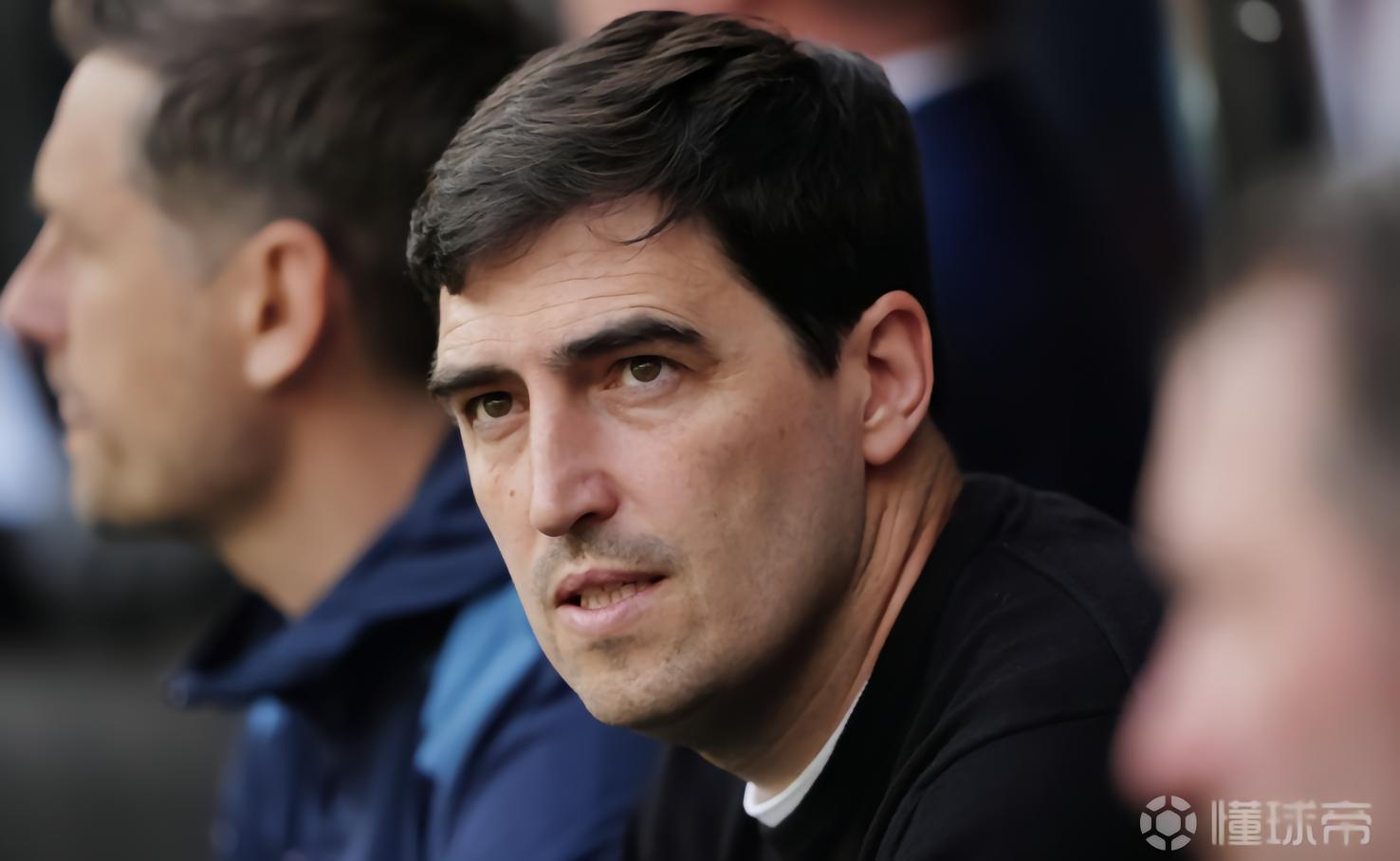 全面评估候选人，电讯报：曼联认为伊劳拉符合球队发展方向