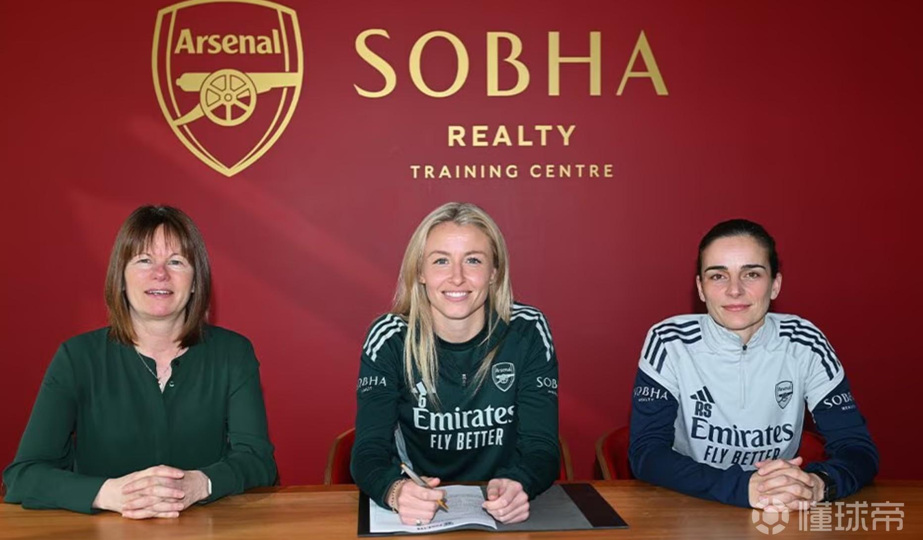 阿森纳女足官方：和莉娅-威廉森完成续约；据悉新合同至2028年