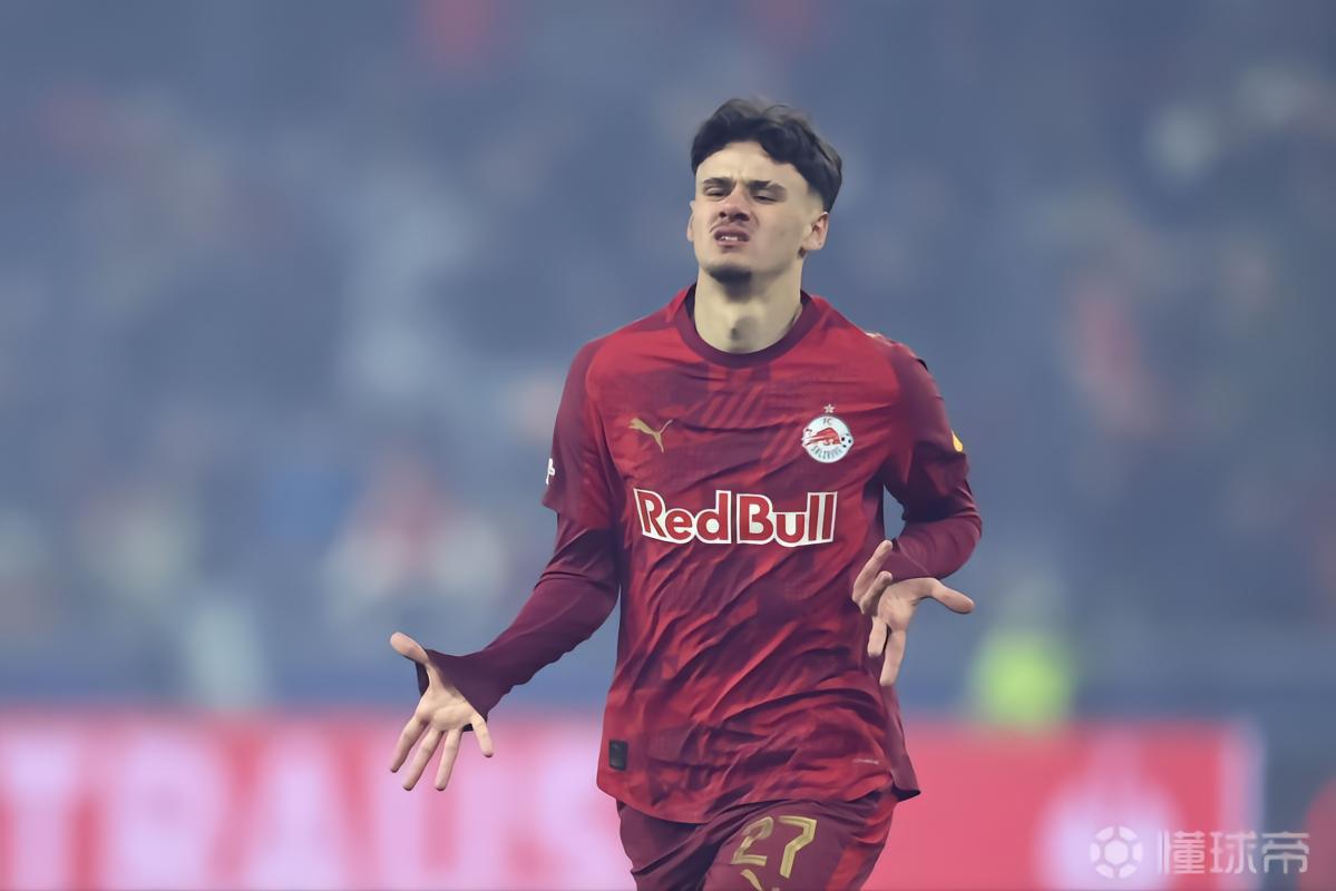 罗马诺：那不勒斯已经与阿拉伊贝戈维奇的随行团队取得了联系