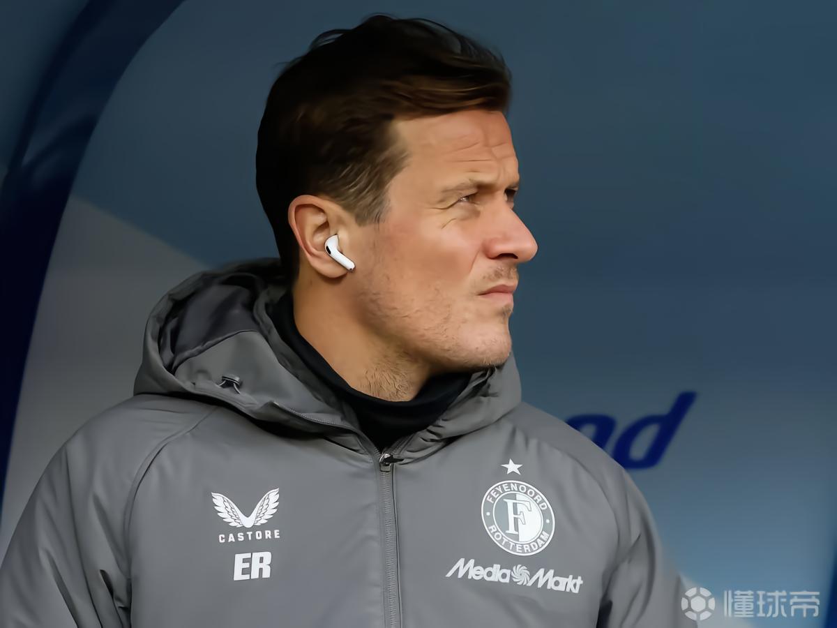 回声报：红军今夏考虑补强教练组，费耶诺德助教赖嫩或成选择