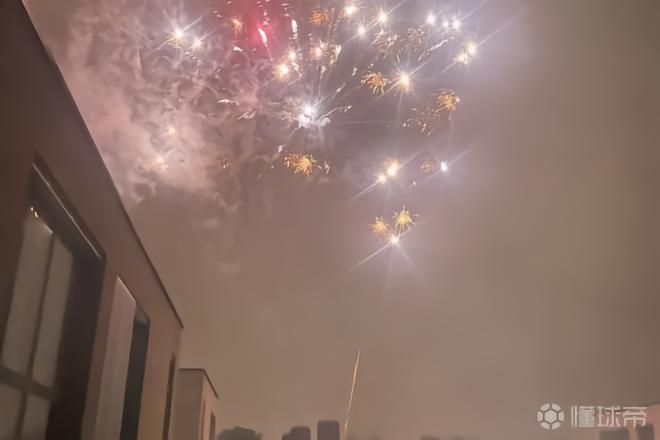 世体：马竞下榻酒店楼下放烟花致球员吵醒，俱乐部已表达不满