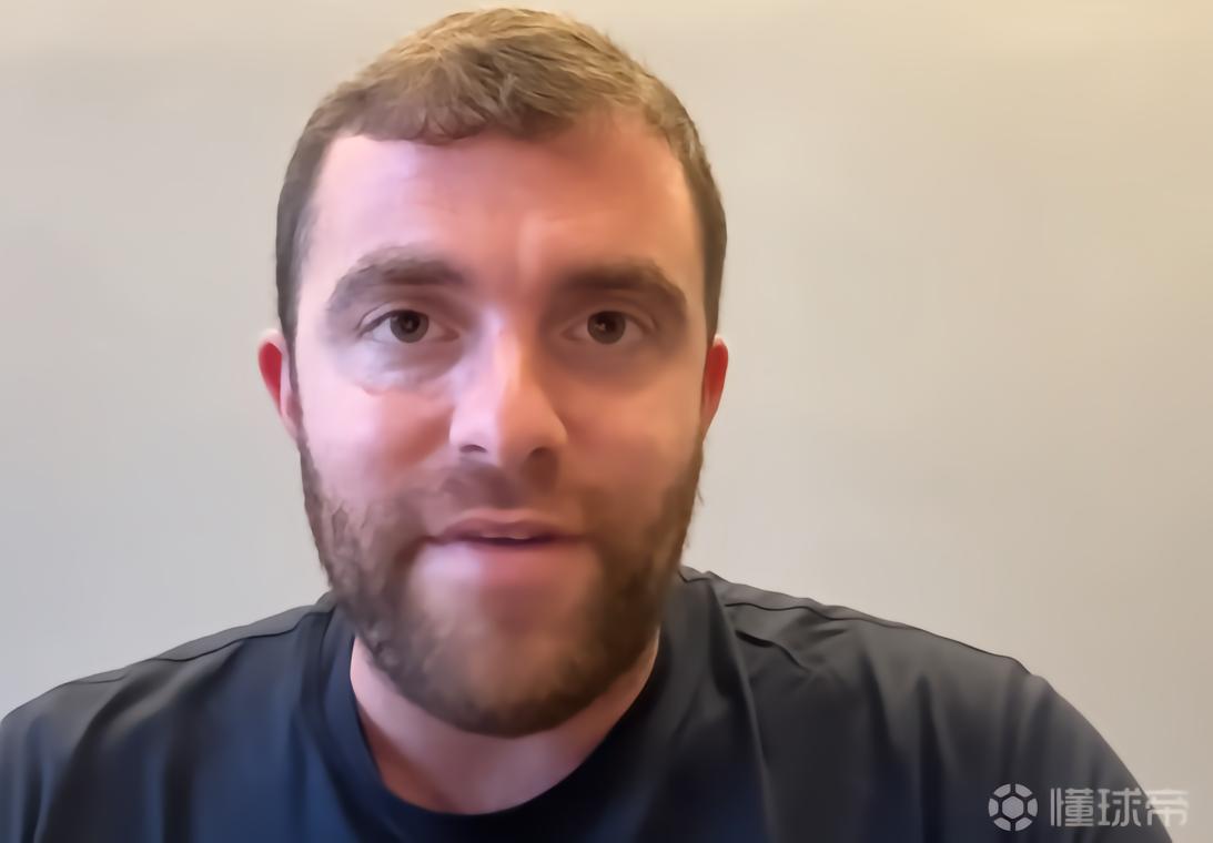罗马诺：巴萨计划与莱万降薪续约；弗里克续约方式为2+1或3年
