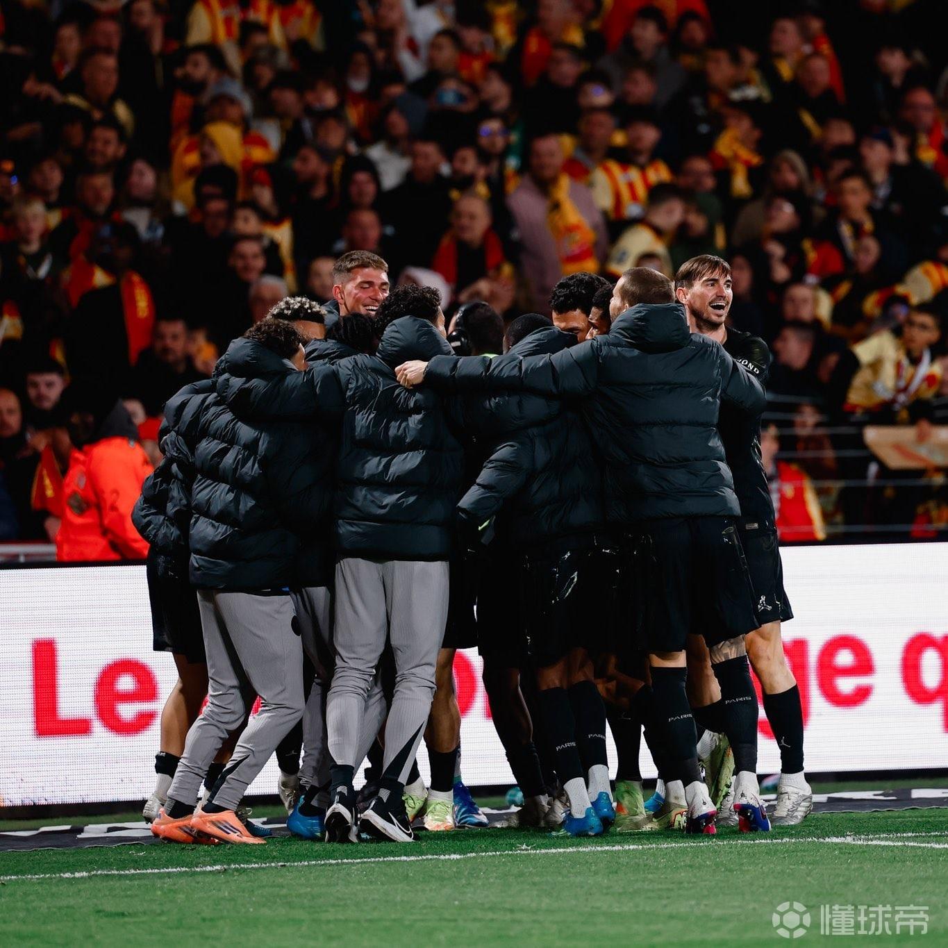 队报：法甲末轮结束后，巴黎FC不会在主场给大巴黎办颁奖仪式