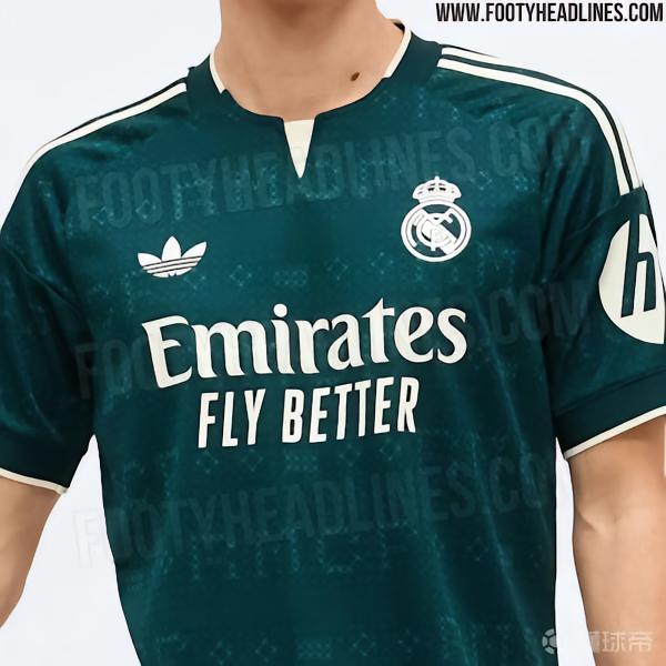 皇马下赛季客场球衣曝光：深墨绿色调，带有“RMCF”字样暗纹