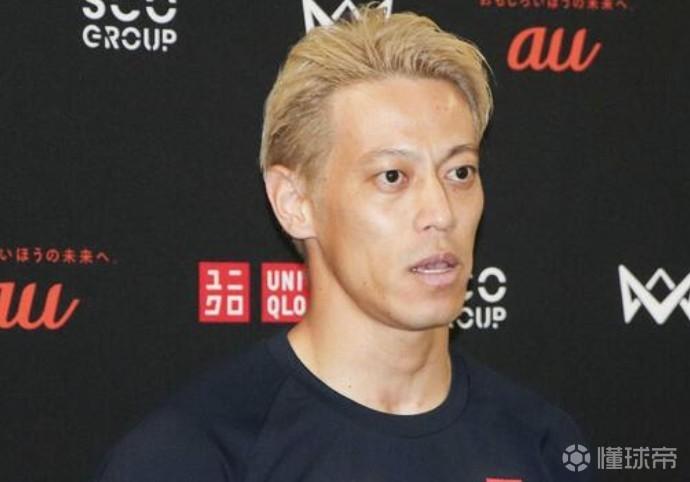 本田圭佑谈长友佑都：无论场内场外都指望他扛起重任
