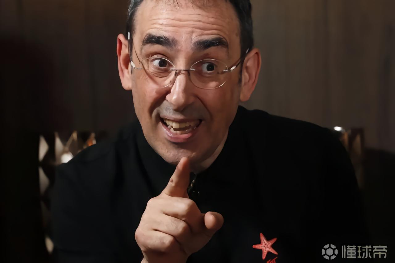 前裁判：很高兴现在裁判能拿高薪，但这也让他们变得不敢吹了