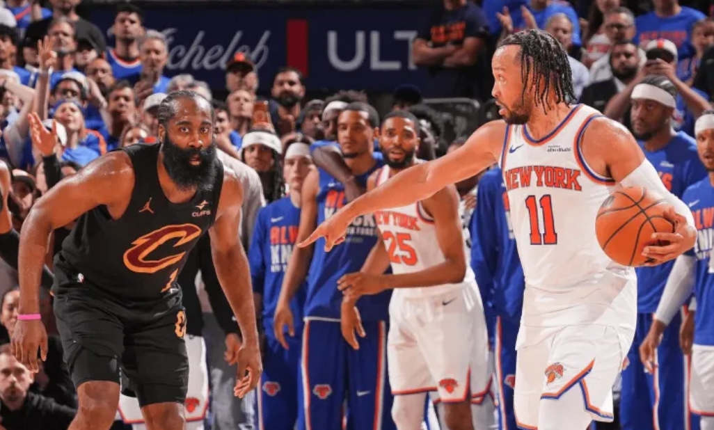 NBA东决-尼克斯2-0骑士 哈特26分布伦森19分14助