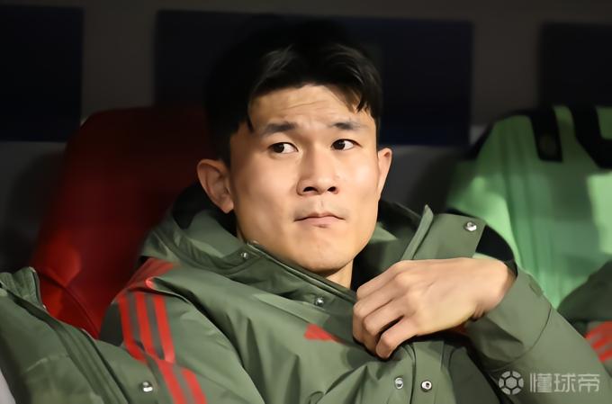 踢球者：费内巴切就金玟哉的转会展开谈判，拜仁要价2500万欧