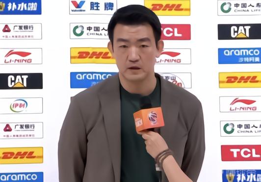 王博：深圳人员不整依然打得很拼，现在要考虑总决赛的比赛了