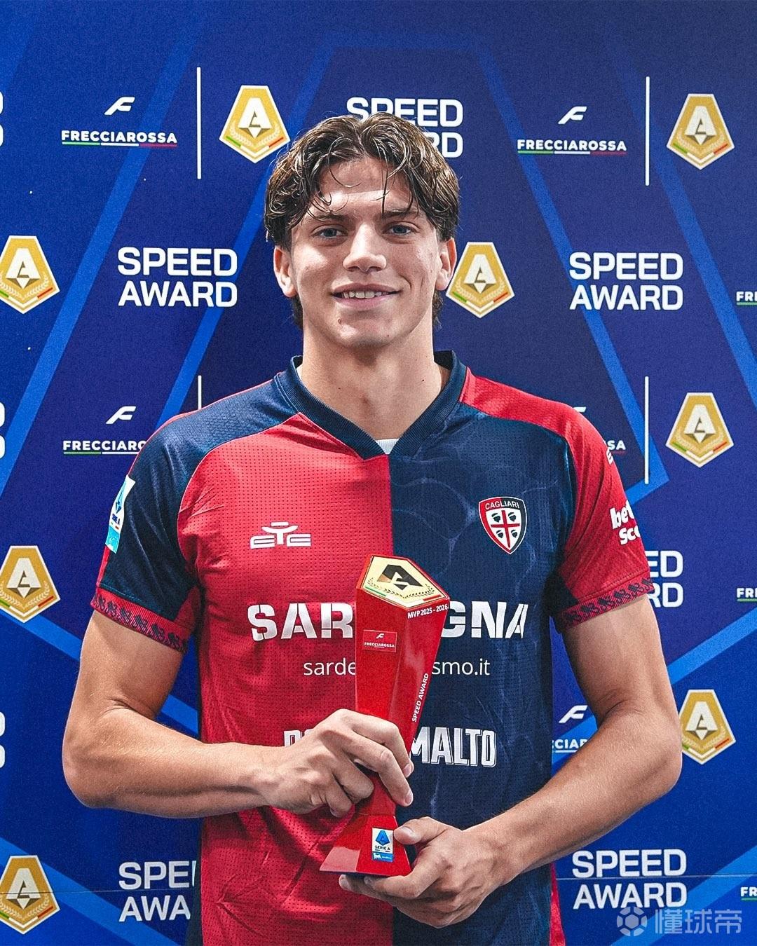 意甲第一，卡利亚里边卫帕莱斯特拉场均冲刺时速达27.96km/h