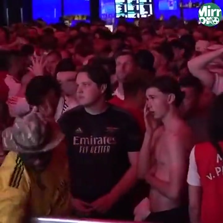心碎！阿森纳球迷对加布里埃尔罚丢点球的反应