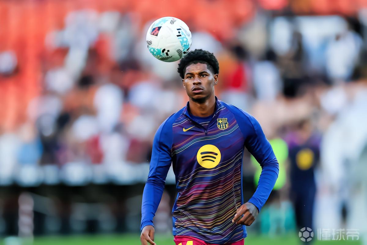 曼晚：曼联一直拒绝和巴萨重新议价拉10，但可能被迫改变态度