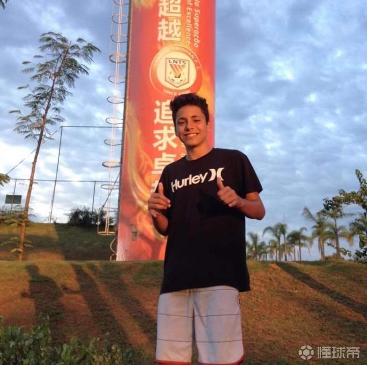 有渊源，为巴拉圭打入一球的毛里西奥出自鲁能巴西体育