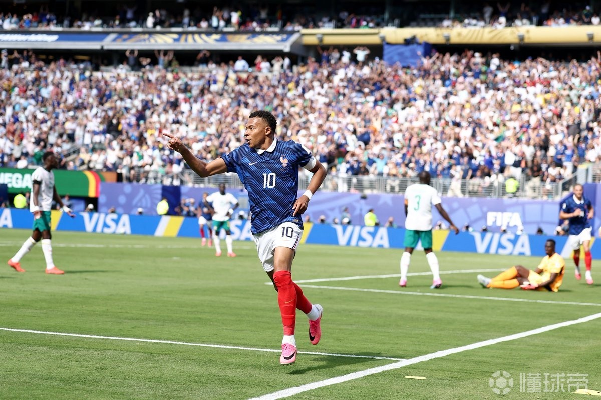 姆巴佩世界杯13球追平梅西、方丹，仅次于克洛泽、大罗和老穆勒