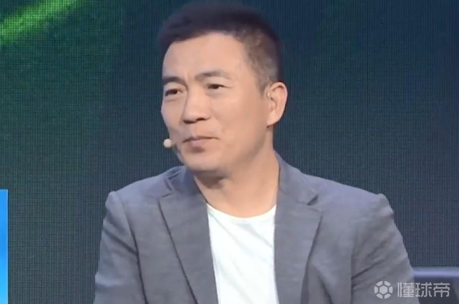 黄健翔：葡萄牙首轮战平议论多不就是因为有C罗嘛，树大招风
