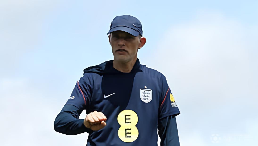 图赫尔警告英格兰球员：一张红牌就可能毁掉世界杯