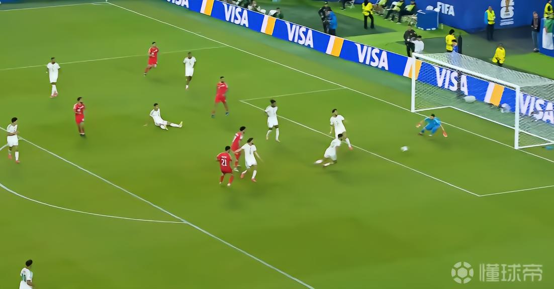 半场战报：约旦1-0阿尔及利亚，拉什丹破门，马赫雷斯失单刀