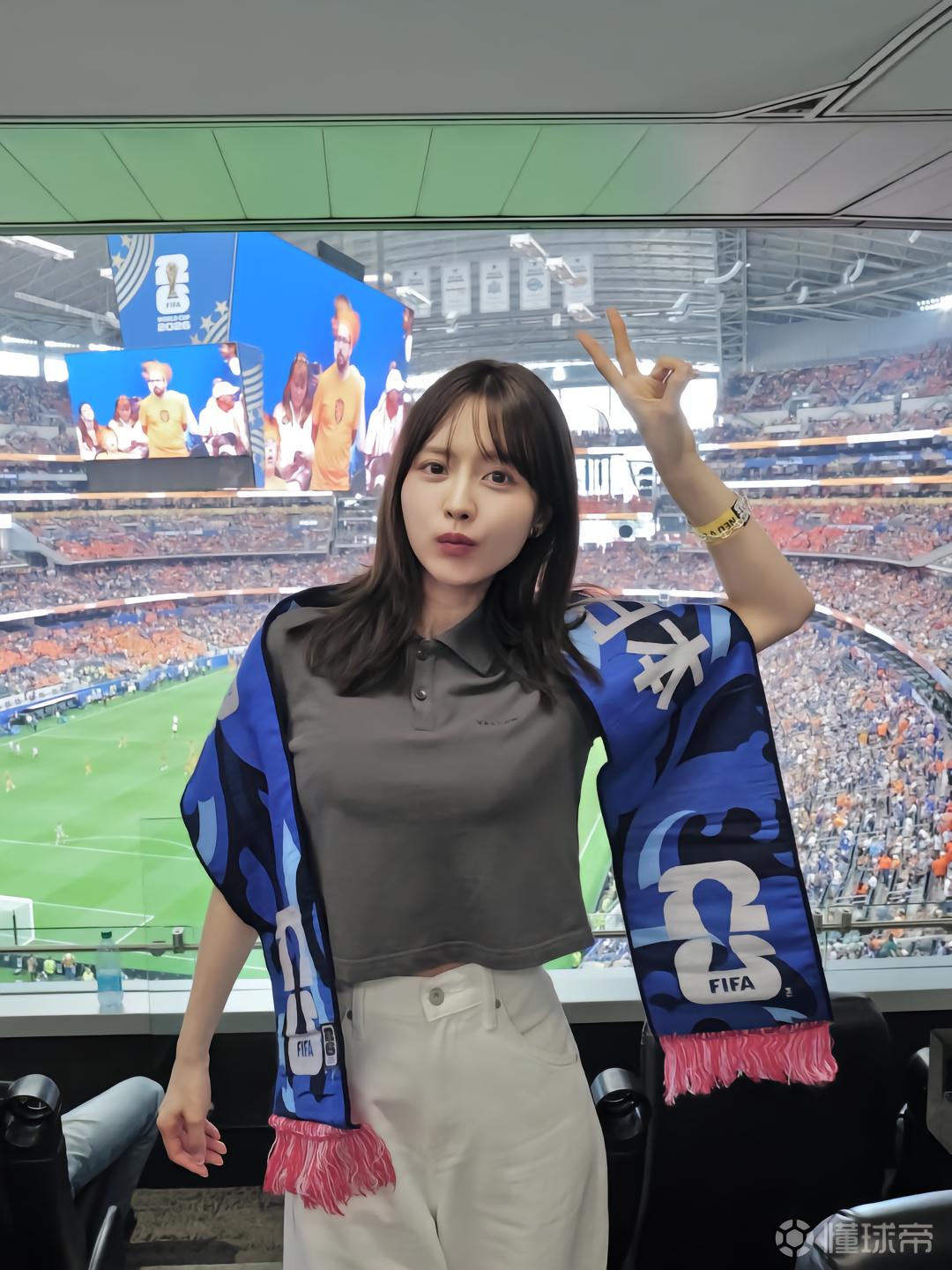 被传与久保建英恋爱，日本女星新田幸香：世界杯球票是自己买的