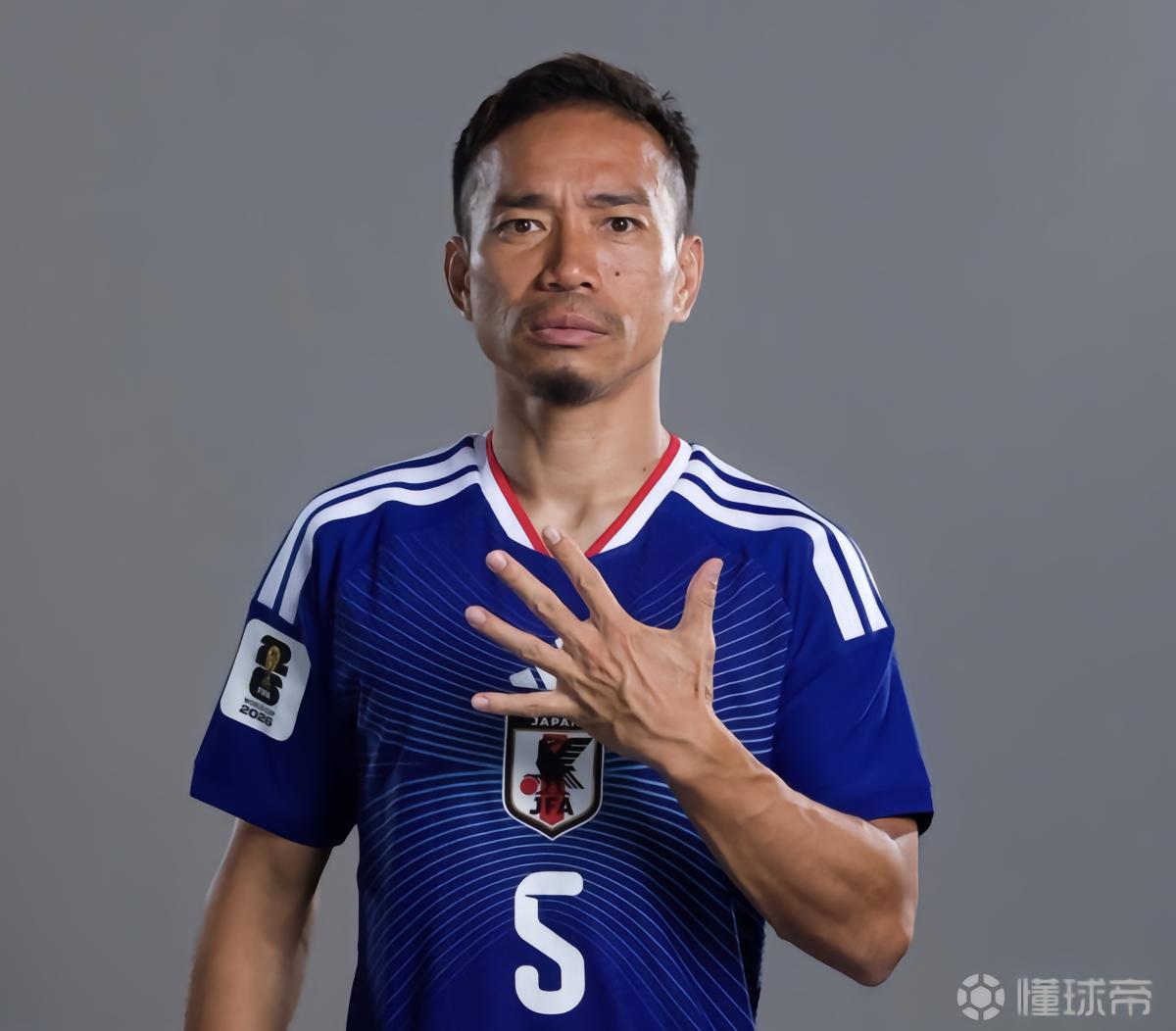 长友佑都战瑞典替补登场，为他个人参加的第5届世界杯