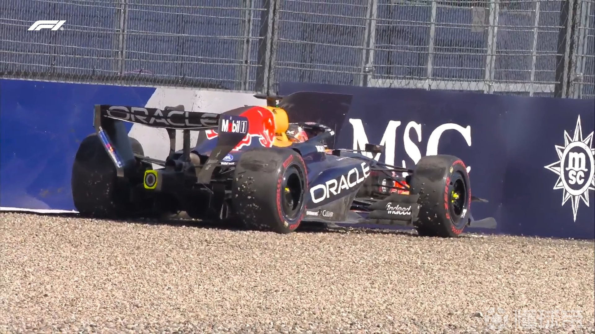 F1奥地利排位赛：拉塞尔杆位，法拉利分居二三，维斯塔潘撞车
