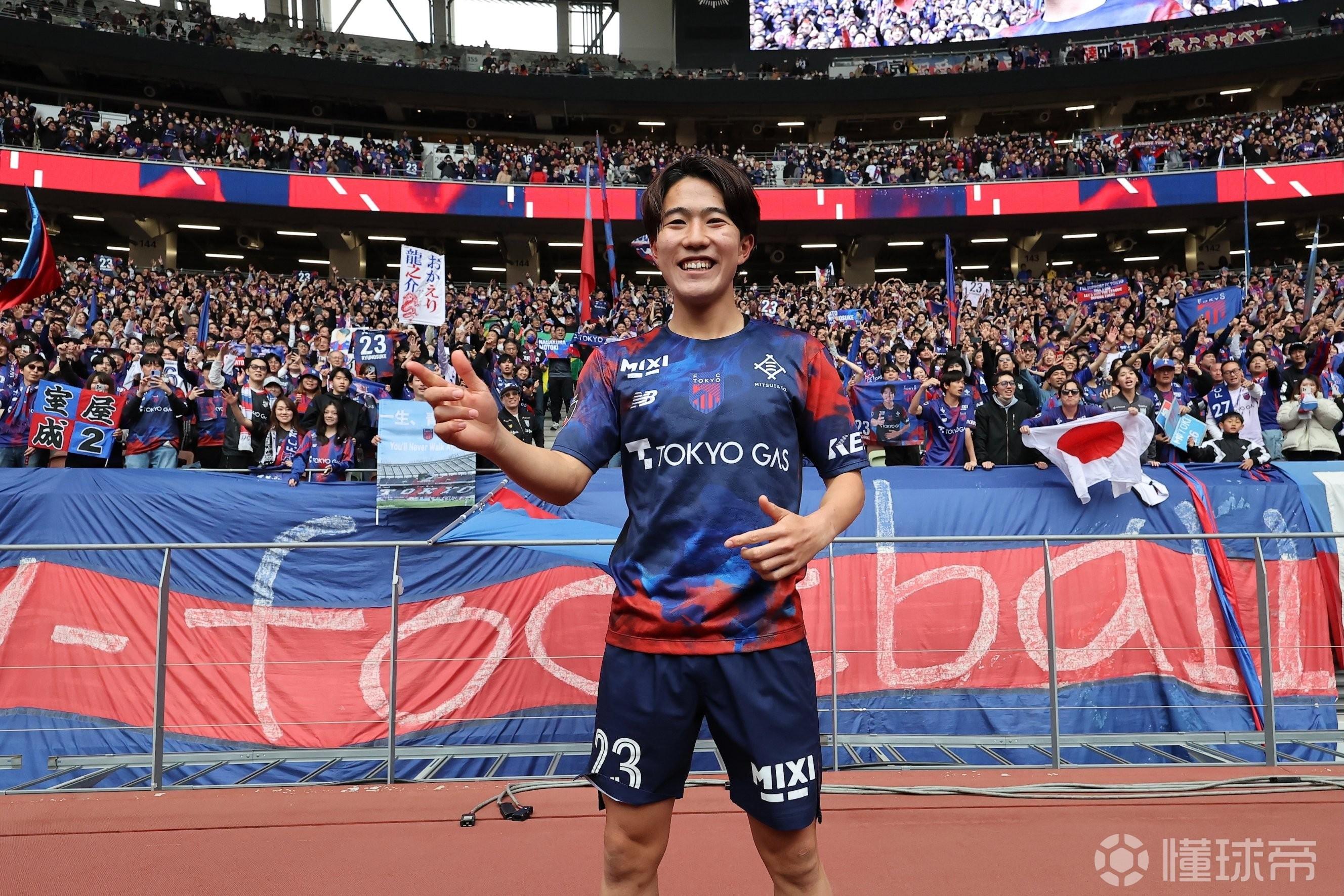 FC东京官方：佐藤龙之介即将转会；据悉球员将加盟瓦伦西亚