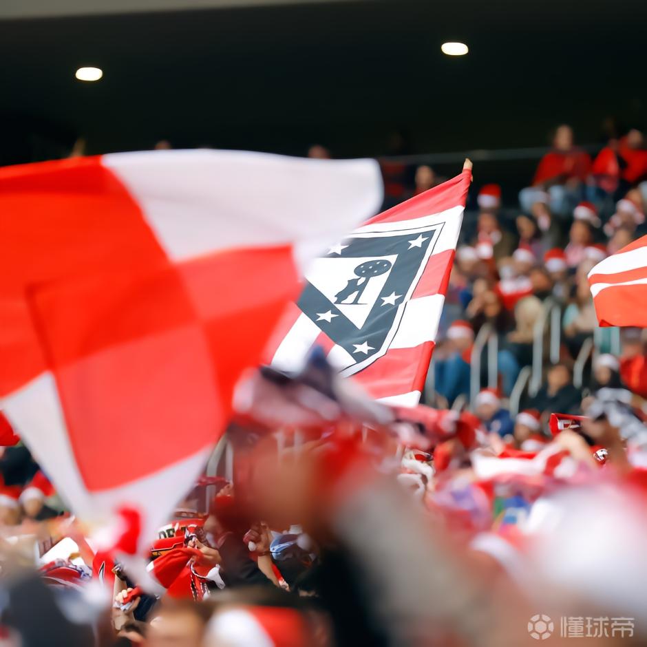 马竞官方：季票持有者达61500人创历史新高
