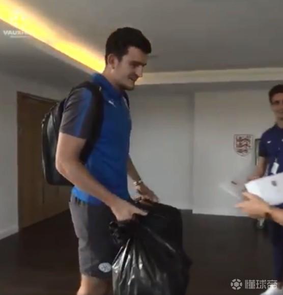 瓦尔迪：我曾忽悠马奎尔拎垃圾袋去英格兰队报到