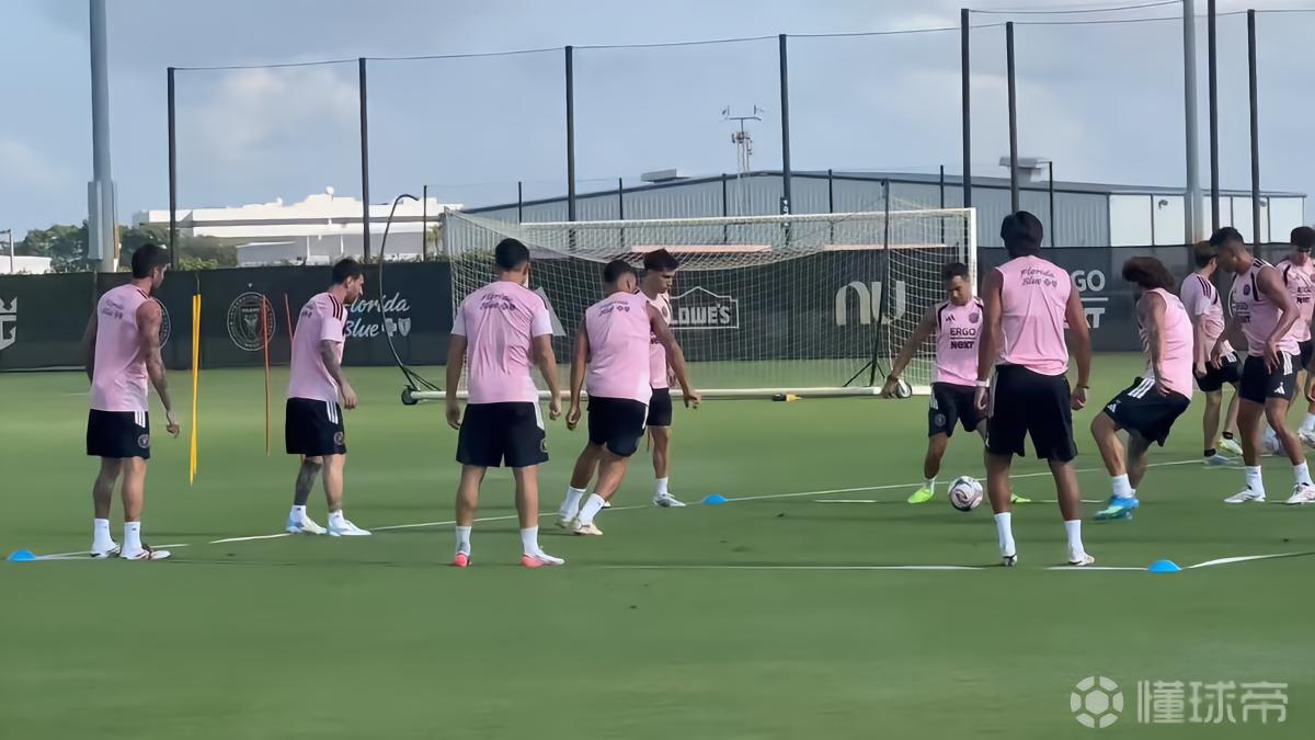 记者：梅西今日上午参与训练，备战对阵纳什维尔SC的比赛