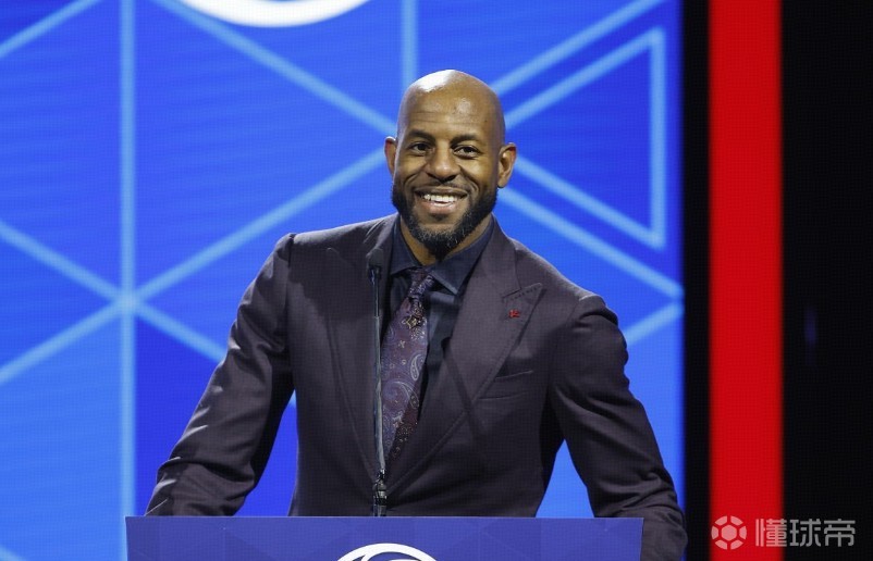 伊戈达拉：NBA球员收入高，存5000万放金融机构就能躺平了