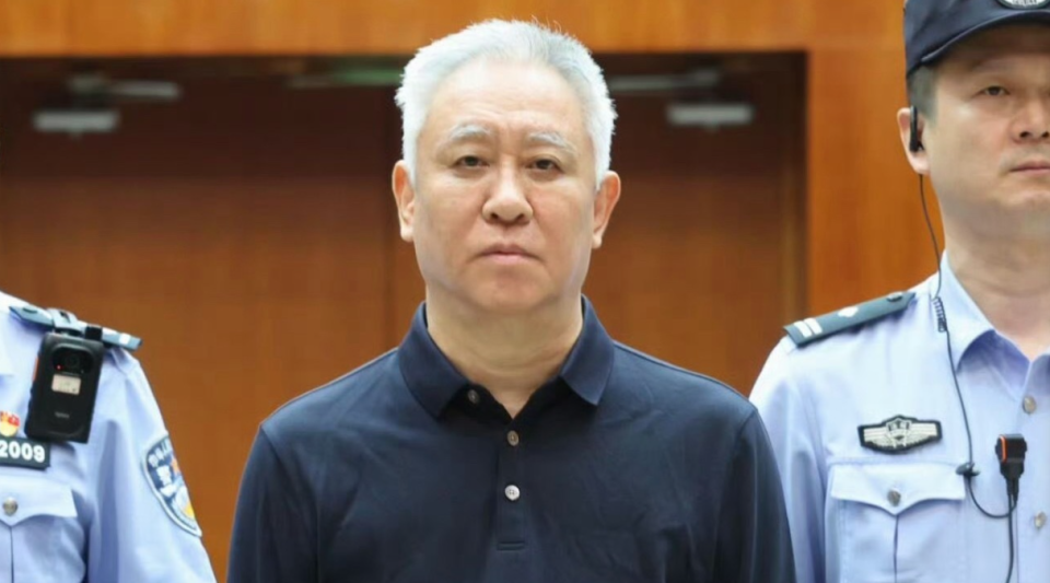 许家印被判处无期徒刑！媒体人：中国足球也是受害者，曾遭网暴