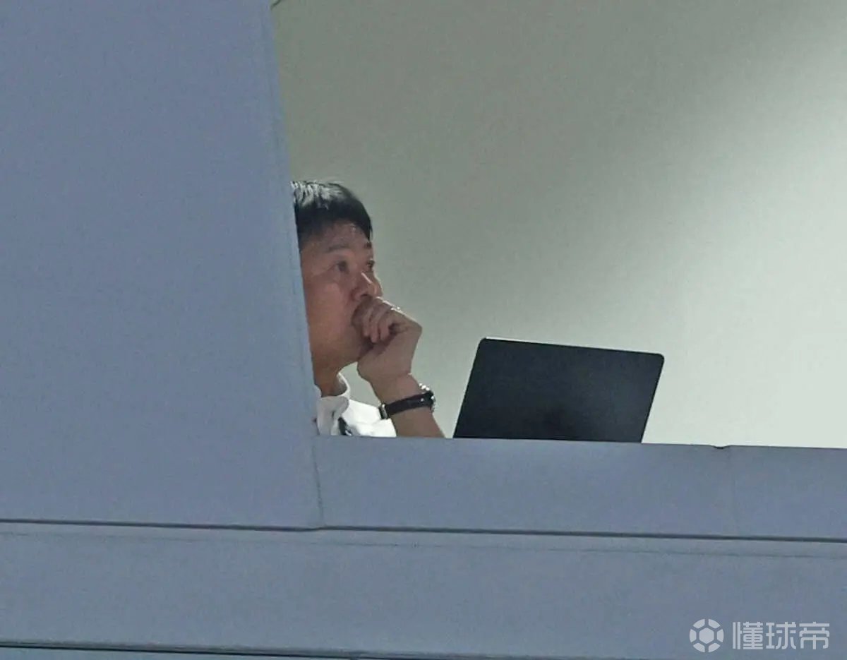 森保一：铃木彩艳转会维拉令人期待；日本球员已能在英超立足