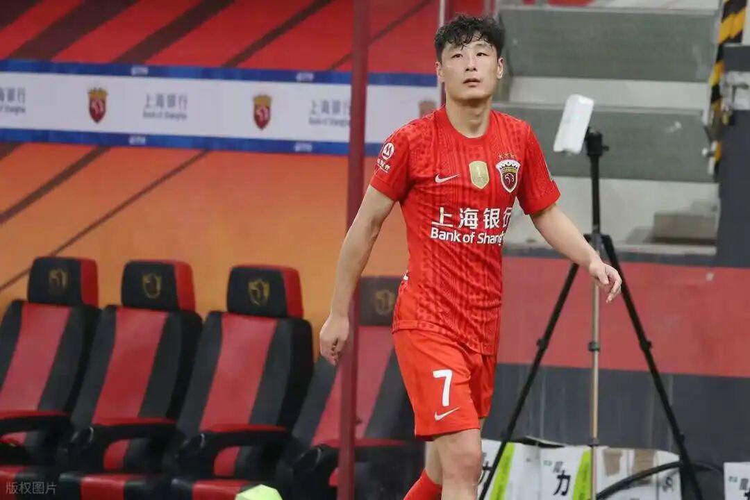武磊在上港迎来久违爆发！同时解决俱乐部一个顽疾，赢得球迷点赞