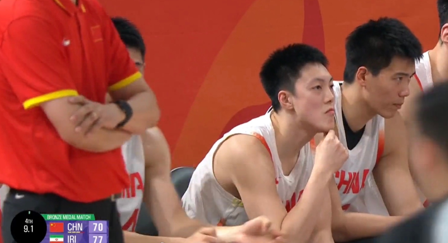 中国男篮不敌伊朗无缘亚运奖牌 庞峥麟空砍22分