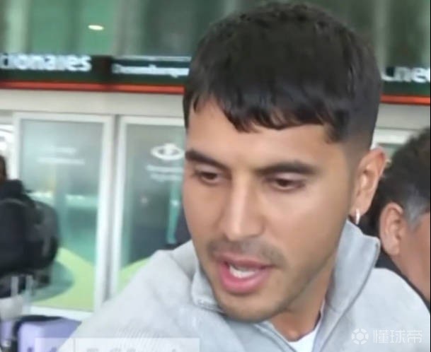 帕拉西奥斯：梅西离开会留下巨大空缺，他是世界上最好的球员