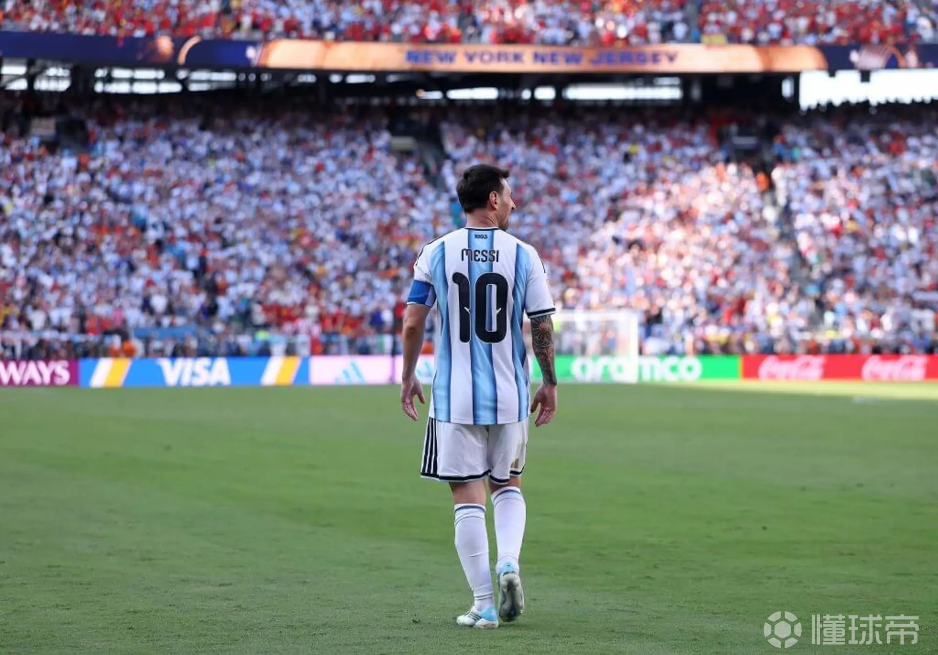 TA：FIFA不允许退役国家队球衣，帕斯最有可能接过梅西的10号